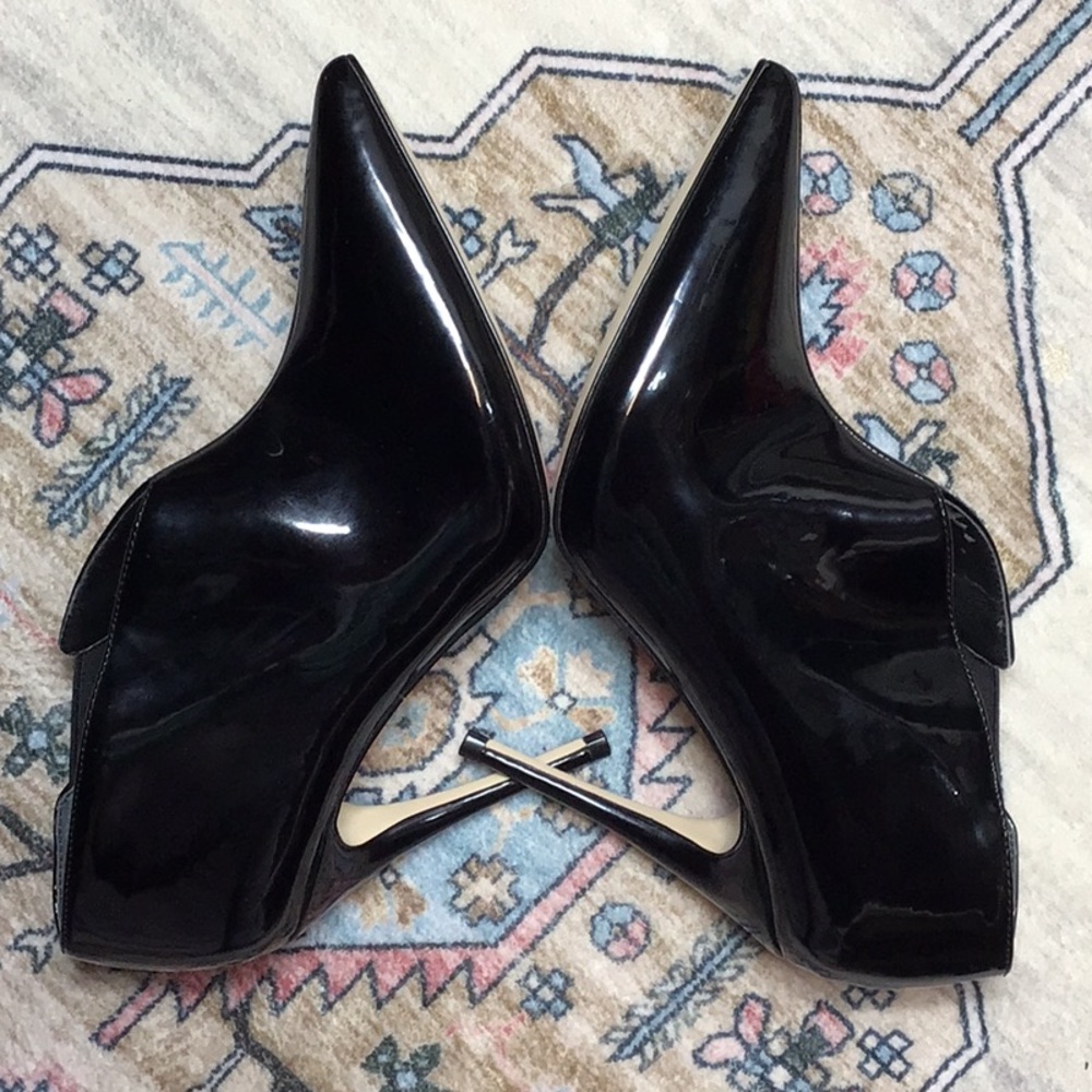 Guess ‘Ondrea2’ Black Faux Patent Point Toe High Heel Booties Sz.7 - Picture 5 of 9